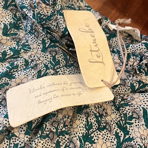 Let Me Be top🌿 - Picture 8 of 12